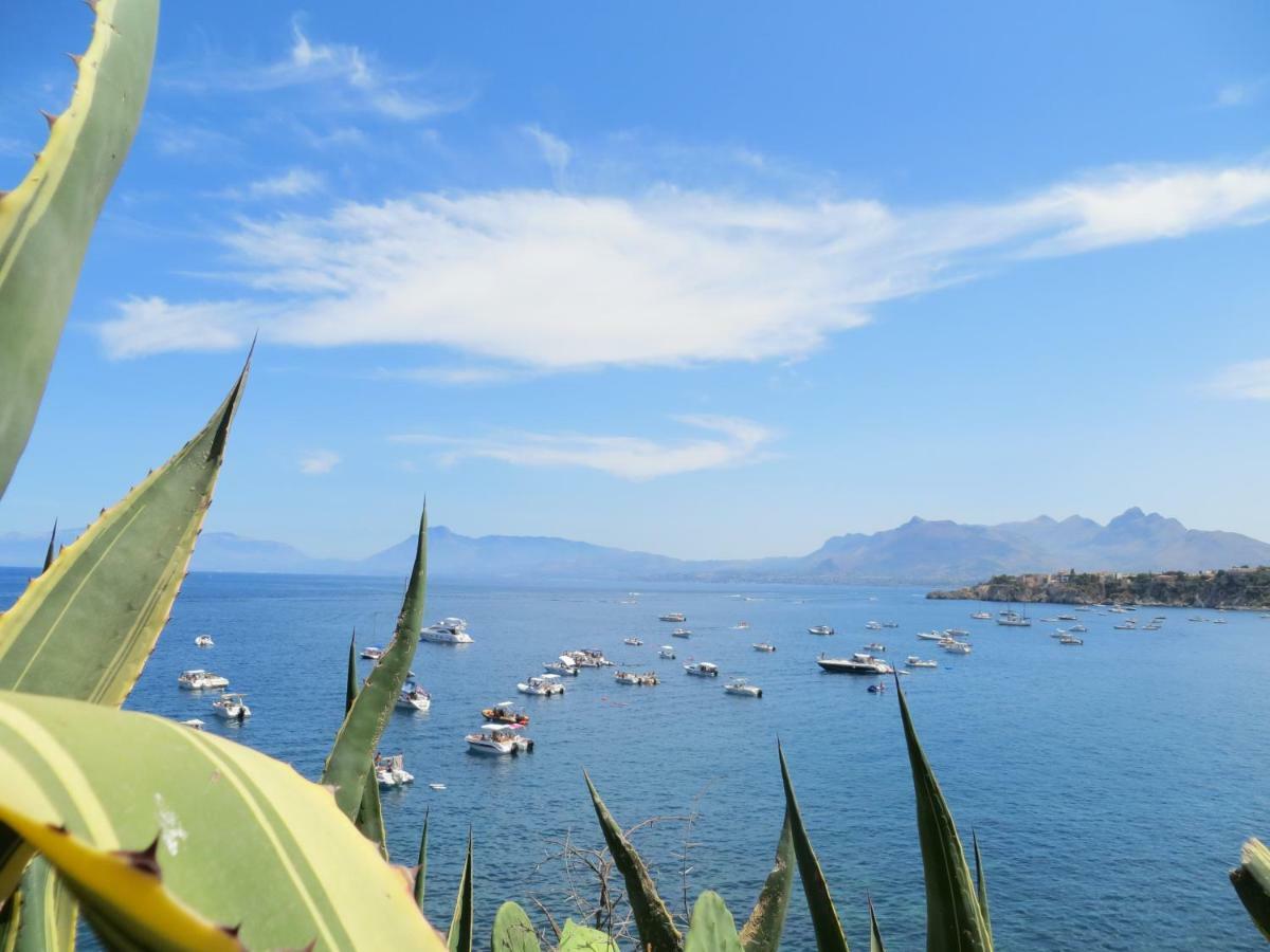 Casa Vacanze Dei Corsari Villa Palermo Luaran gambar