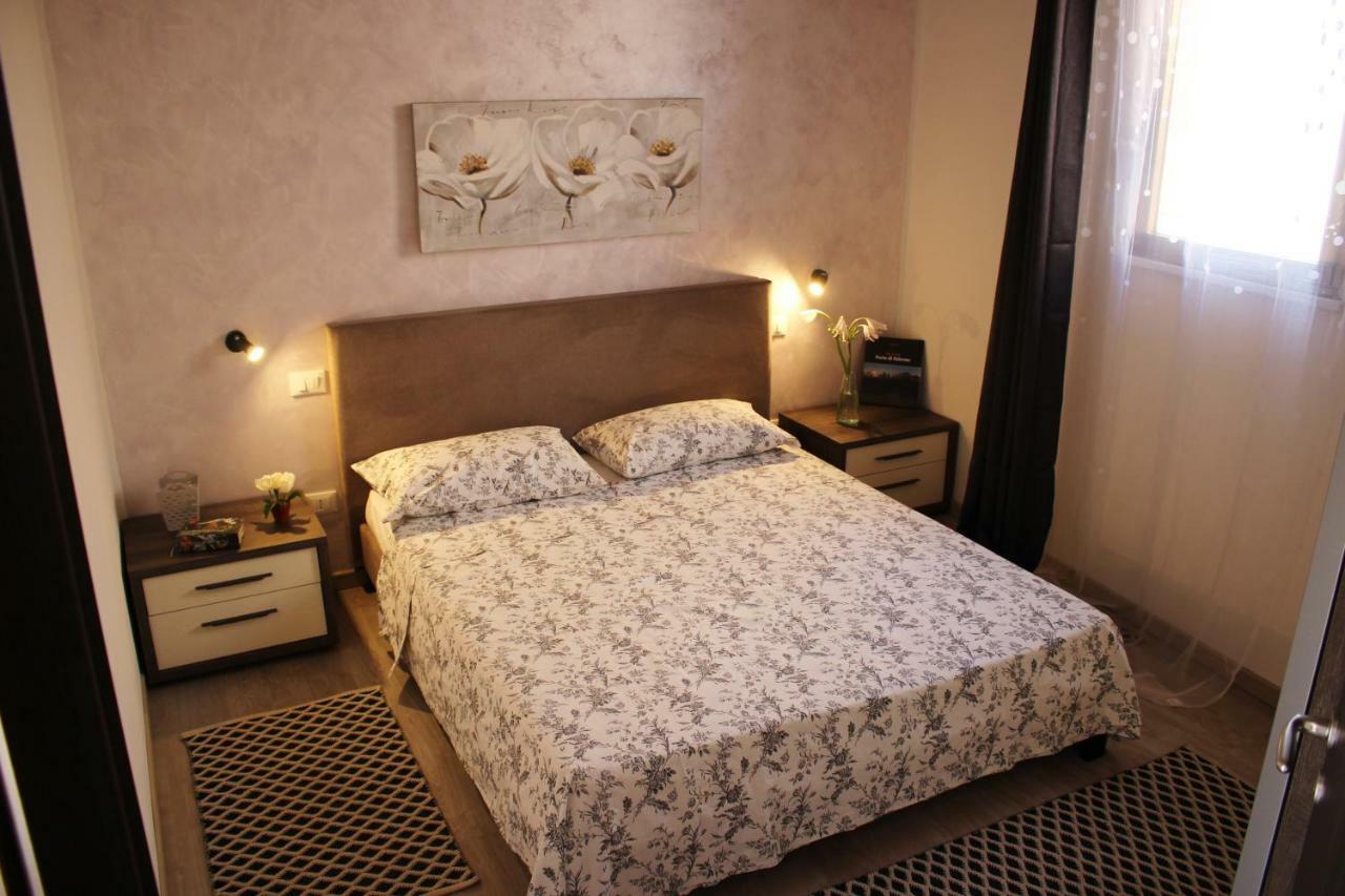 Casa Vacanze Dei Corsari Villa Palermo Luaran gambar
