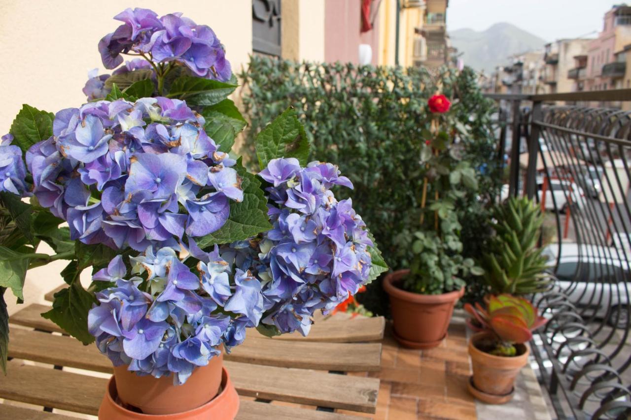 Casa Vacanze Dei Corsari Villa Palermo Luaran gambar